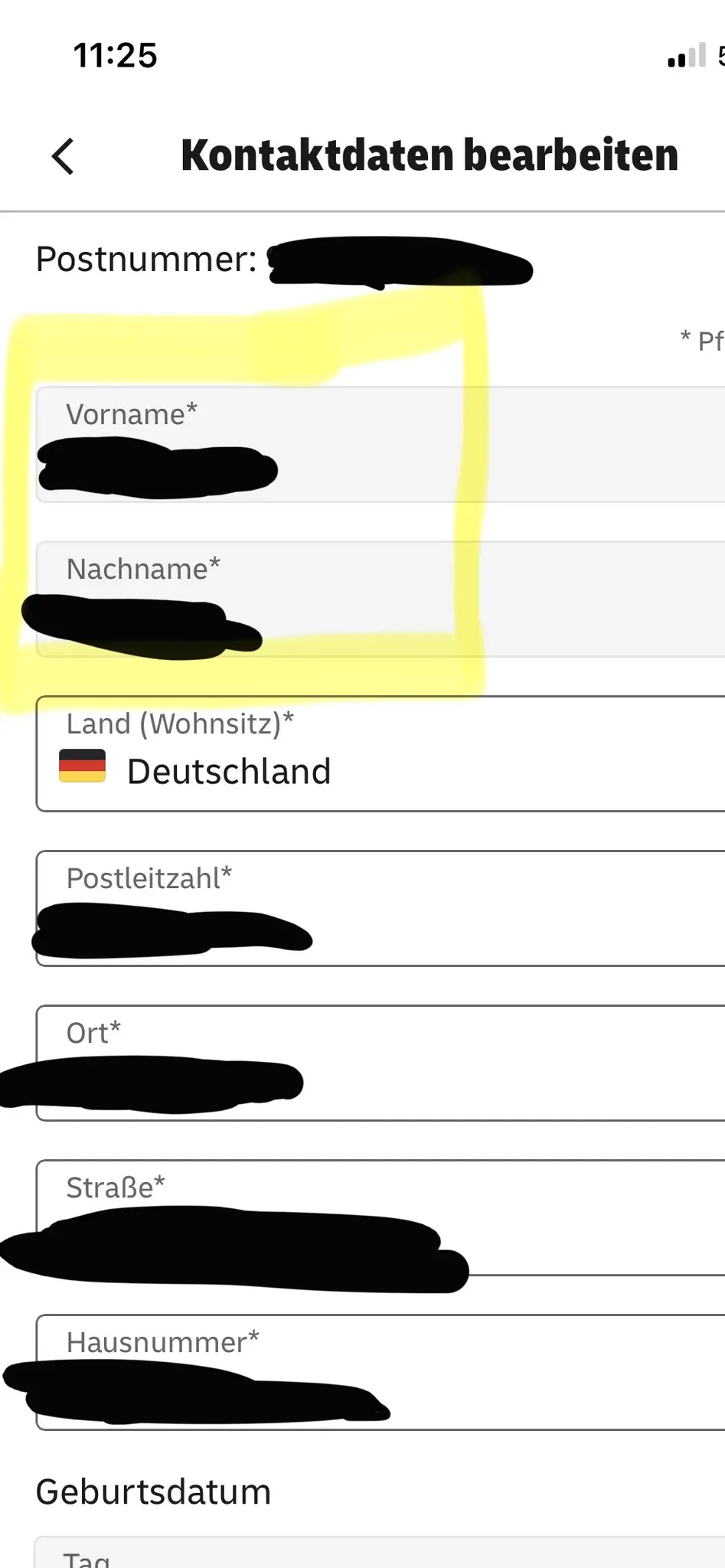 Screenshot of a mobile contact editing form in German titled Kontaktdaten bearbeiten. The Vorname and Nachname fields are highlighted in yellow and appear grayed out, indicating they are disabled and cannot be edited. These fields contain redacted information marked with black strokes. Other editable fields include Postnummer, Land showing Deutschland with a German flag, Postleitzahl, Ort, Straße, Hausnummer, and Geburtsdatum, all with their content redacted in black. The time 11:25 is displayed at the top of the screen with a back arrow in the header.